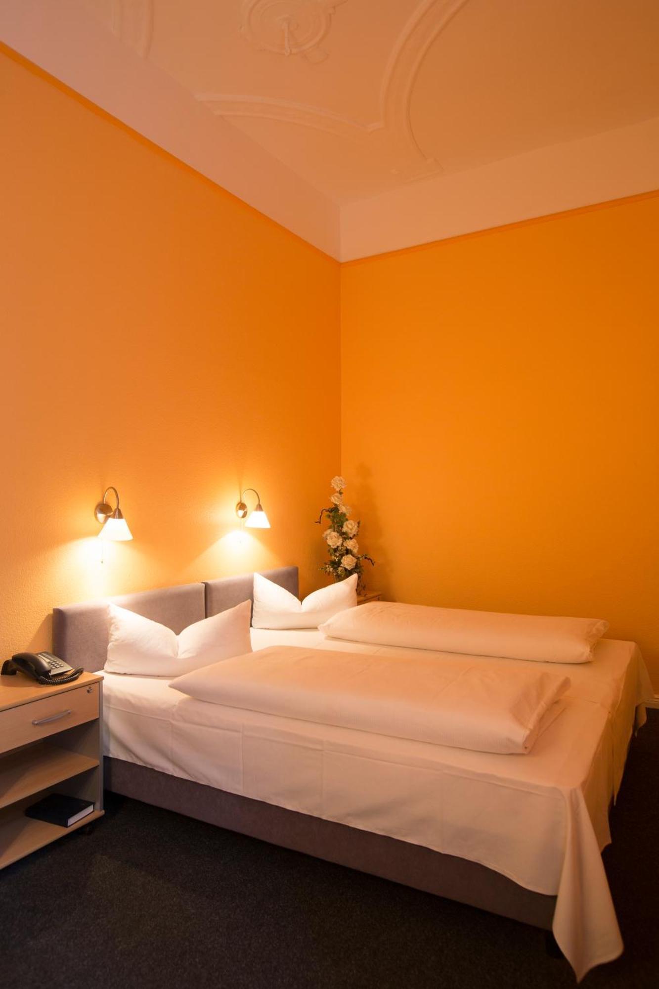 Hotel Am Hermannplatz Берлин Номер фото