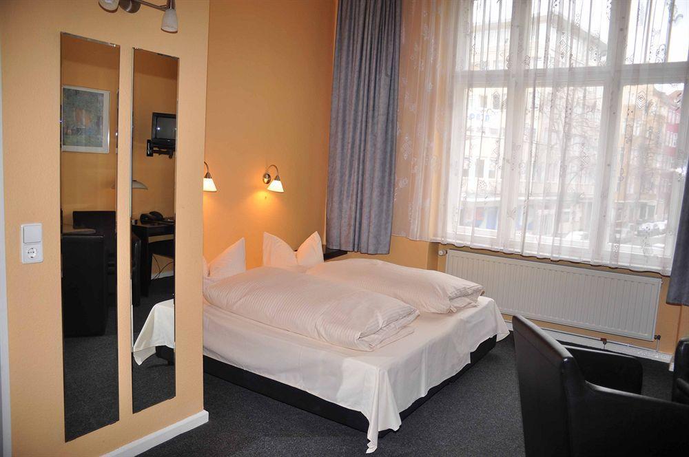 Hotel Am Hermannplatz Берлин Экстерьер фото