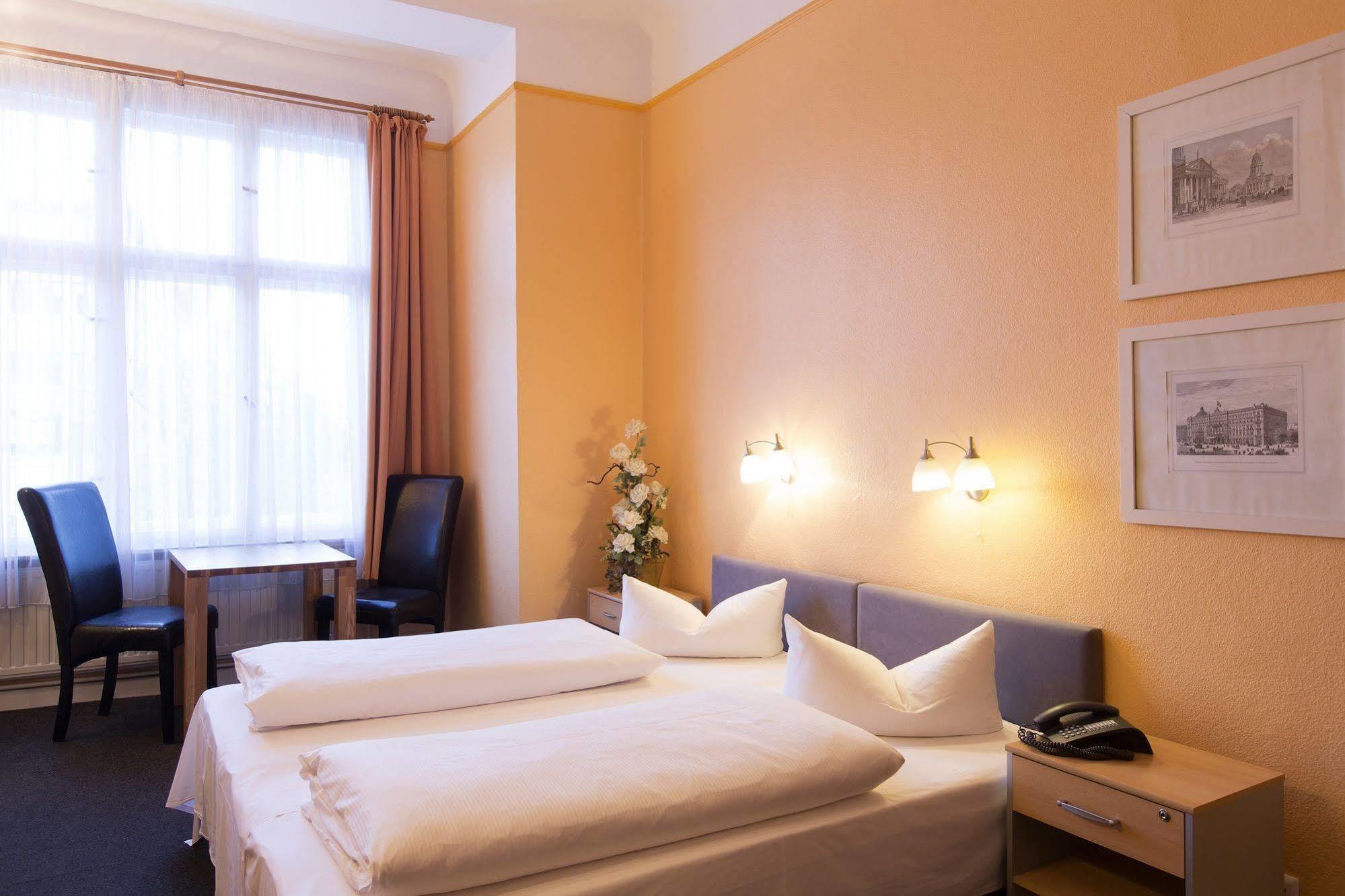 Hotel Am Hermannplatz Берлин Экстерьер фото